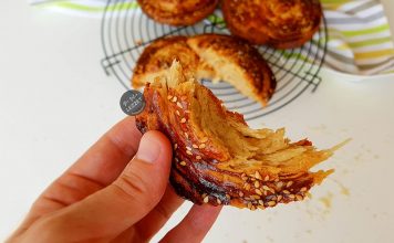Tahinli Çörek
