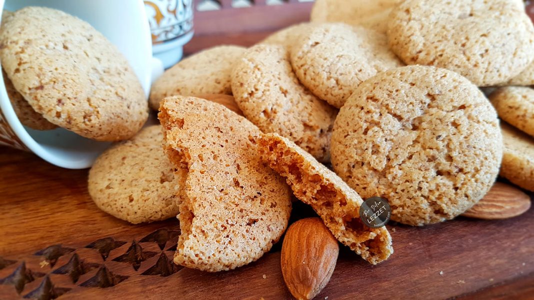 İtalyan Kurabiyesi ( Amaretti )